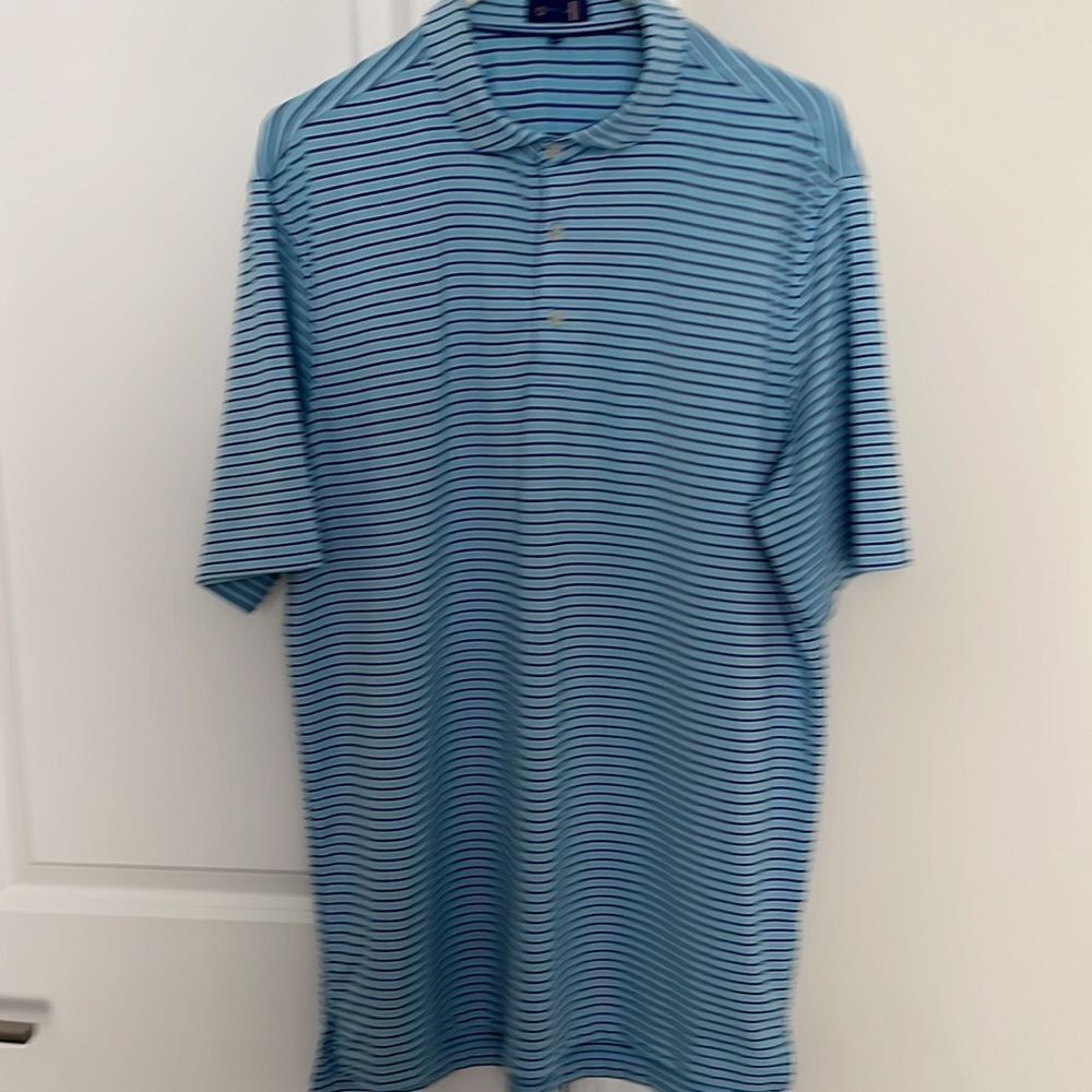 Beautiful Stitch swept collar Carolina Blue stripe men’s Golf polo shirt M spots